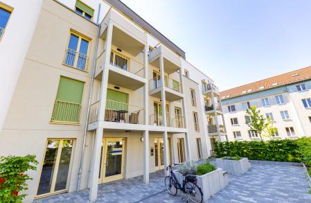 Wohngemeinschaft Grünau "Riviera Sonnenblick" Eingang der Wohngemeinschaft