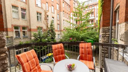 Balkon im Hof der Wohngemeinschaft