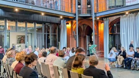 Besucherinnen udn Besucher Diakoniegottesdienst 2024 Diakoniegottesdienst 2024