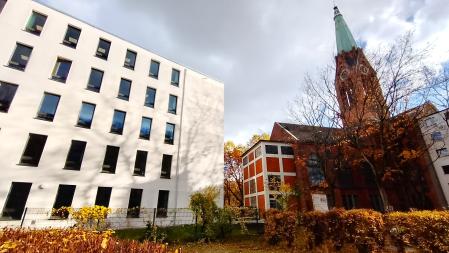 Geschäftsstelle Campus St. Simeon Hofansicht